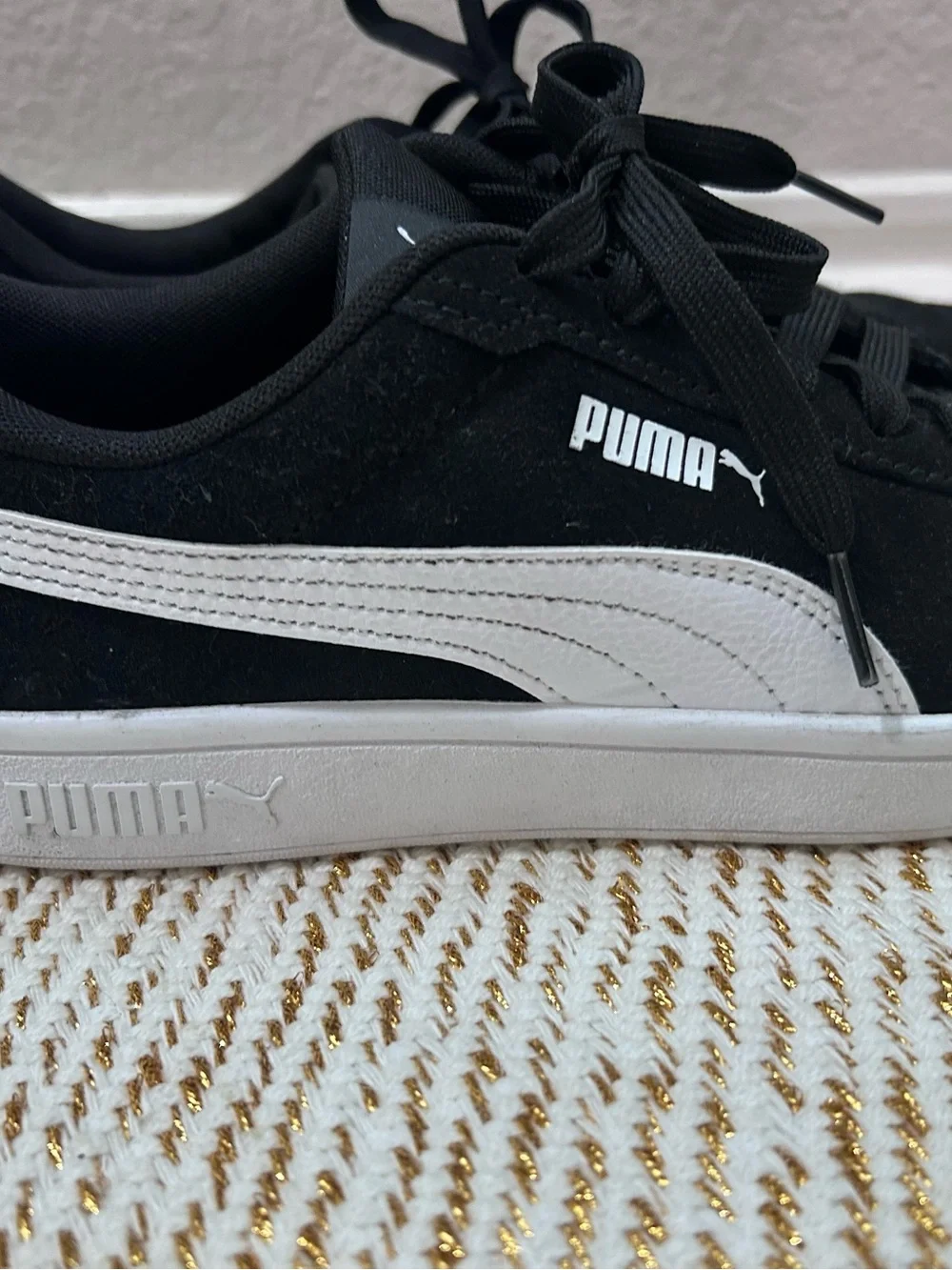 Puma sleek low